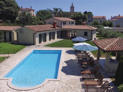 Objekt Nr.: 133-CIZ396