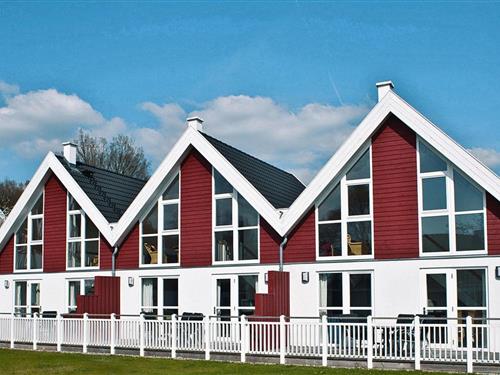 Objekt Nr.: 521-DBS051016-IYA