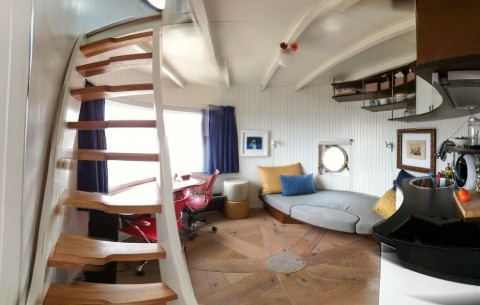 Image 4