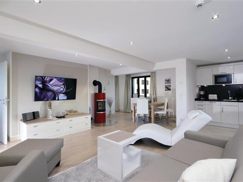 Objekt Nr.: 136-DMR787