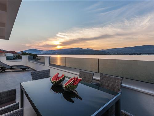 Objekt Nr.: 133-CDF582